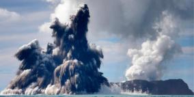أمواج تسونامي خطيرة تهدد مدنا أميركية بسبب نشاط بركاني