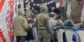 الاحتلال يقتحم حفل زفاف في الخليل ويحتجز الحضور