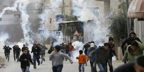 إصابات بالاختناق ومنع الطلبة من الوصول إلى مدراسهم في اللبن الشرقية