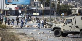 إصابتان بالرصاص الحي إثر اقتحام الاحتلال مخيم الجلزون