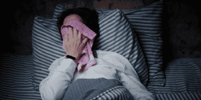 دراسة تكشف عن "رابط غريب" بين الشخير والسرطان!