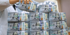 رجل يستيقظ ليجد ثروة في حسابه فجأة!