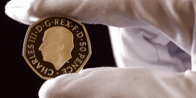 بالصور: أول عملة بريطانية بوجه الملك تشارلز الثالث وموعد تداولها