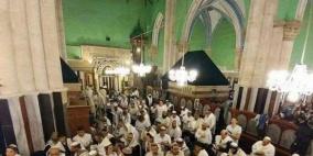 مئات المستوطنين يقتحمون الحرم الإبراهيمي في الخليل