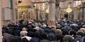 تشديدات إسرائيلية.. الآلاف يؤدون صلاة فجر أول جمعة من رمضان في الأقصى