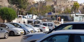 قوات الاحتلال تواصل بناء المصعد الكهربائي في المسجد الإبراهيمي