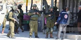 فيديو: الاحتلال يقتحم منزل الشهيد أبو دية في حلحول