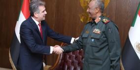 وفد إسرائيلي في الخرطوم للتوقيع على اتفاق رسمي للتطبيع