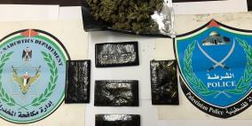 الشرطة تقبض على شخص من كبار تجار المخدرات في طولكرم