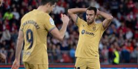 ألميريا يتغلب على برشلونة ويرفض الهدية المدريدية