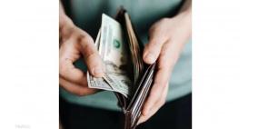 لماذا عليك الاحتفاظ بورقة نقدية كبيرة في محفظتك؟