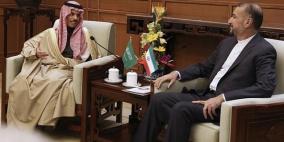 وفد إيراني يصل السعودية تمهيدا لإعادة فتح السفارات