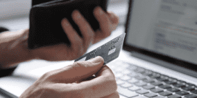 8 مميزات لحجز السفر ببطاقتك الائتمانية" لا تفوتها"