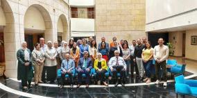 دورة تدريبية في مجال البحث النوعي الخاص بصحة اليافعين