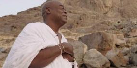 بالتفاصيل.. قس يدخل الاسلام مع 100 ألف من اتباعه