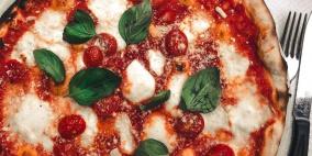 أميركي يطلب تعويضا بالملايين بسبب "بيتزا" لم تعجبه