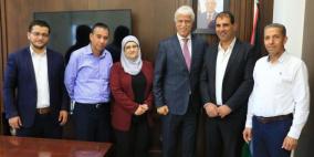 عورتاني يلتقي وفداً من بلدية يطا