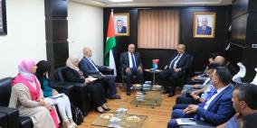 وزير التربية يؤكد ضرورة تكثيف الجهود لتعزيز التعليم في القدس