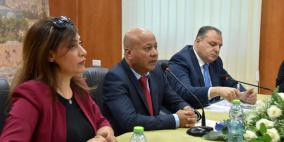  أبو هولي يُطلع 31 سفيرا وقنصلا في رام الله على الأزمة المالية لوكالة الغوث