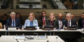 المانحين: نطالب إسرائيل بوقف الاستقطاعات المالية والاستيطان