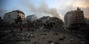 أكثر من 10 شهداء في قصف استهدف منزلا في مخيم الشاطئ غرب غزة