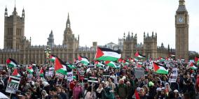 تظاهرة حاشدة في لندن تضامنا مع شعبنا وتنديدا بالعدوان