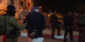 الاحتلال يعتقل شابا ويستولي على تسجيلات كاميرات مراقبة في ضاحية شويكة شمال طولكرم