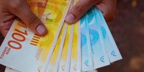 وزارة العمل والبنك الدولي و"الأونروا" يصرفون دفعة مساعدات مالية لـ 5200 عامل من غزة