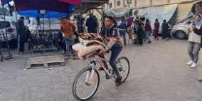 بدء دخول المساعدات و الوقود الى غزة, و بريطانيا تتعهد بتقديم المزيد