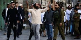 مستوطنون يهاجمون محلا تجاريا ويحطمون ويسرقون محتوياته في بلدة الساوية جنوب نابلس