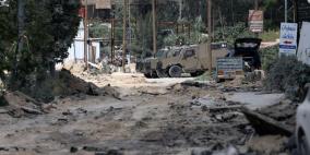 الاحتلال يقتحم طولكرم ويفرض حظر التجول على مخيمها