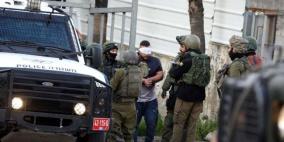 قوات الاحتلال تعتقل 14 مواطنا من محافظة الخليل