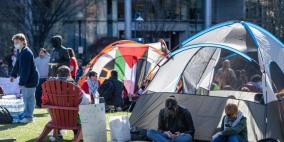 ذي نيشين:  المخابرات الإسرائيلية وراء الحملة ضد المؤيدين لفلسطين وعمليات تشويه واستهداف حركة المقاطعة