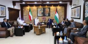 المحافظ حمايل يستقبل سفير دولة الكويت غير المقيم لدى دولة فلسطين 