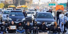 متضامنون مع فلسطين يغلقون الطريق السريع 101 وسط لوس أنجلوس للتنديد بمجزرة رفح