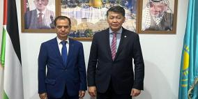 السفير أبو زيد يبحث مع المنظمة الإسلامية للأمن الغذائي سبل تعزيز التعاون والعمل المشترك