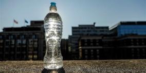 مخاطر تعرض المياه المعبأة للحرارة المرتفعة