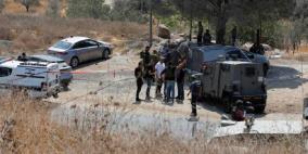 الاحتلال يحاصر منزلا في جنين و يهدم آخر في المغير