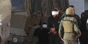 الاحتلال يعتقل مواطنة من عناتا شمال شرق القدس