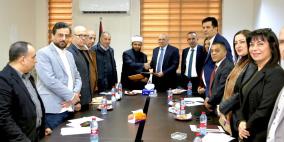 "السياحة والآثار" و"الأوقاف" توقعان مذكرة تفاهم لترميم المواقع الأثرية في قطاع غزة