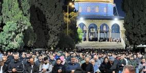 100 ألف يؤدون صلاتي العشاء والتراويح في المسجد الأقصى
