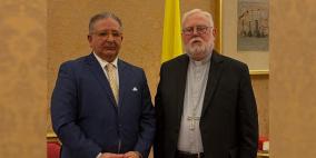 سفير فلسطين قسيسية يلتقي وزير خارجية الفاتيكان