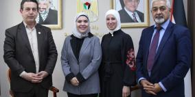 رئيس ديوان الجريدة الرسمية يلتقي بوكيل دائرة حقوق الانسان والمجتمع المدني بمنظمة التحرير