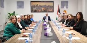 الشيخ يستقبل وفد من ممثلات الاتحاد العام للمرأة الفلسطينية