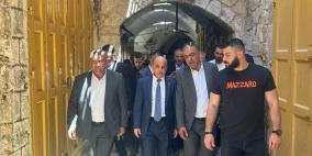 الخليل: وزارة النقل والمواصلات تفتتح مقرًا جديدًا في البلدة القديمة لتعزيز التواجد الوطني