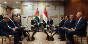 الرئيس عباس يجتمع مع السيسي