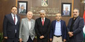 برهم يبحث مع ممثل اتحاد أبناء رام الله سبل دعم التعليم في غزة