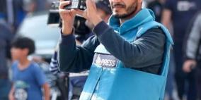 "مدى" يدين اغتيال الصحفي حسن اصليح بجريمة قصف مستشفى "ناصر الطبي" جنوب القطاع