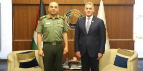محافظ سلطة النقد يلتقي رئيس هيئة التدريب العسكري لقوى الأمن