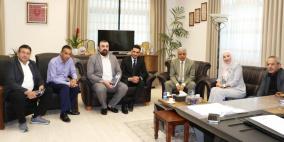 برهم يلتقي وفداً من "الكلية الذكية" ويبحث معه ترتيبات المؤتمر الدولي للتعليم الذكي